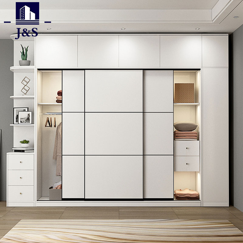 Kender du alle designmuligheder til garderobe med dør?